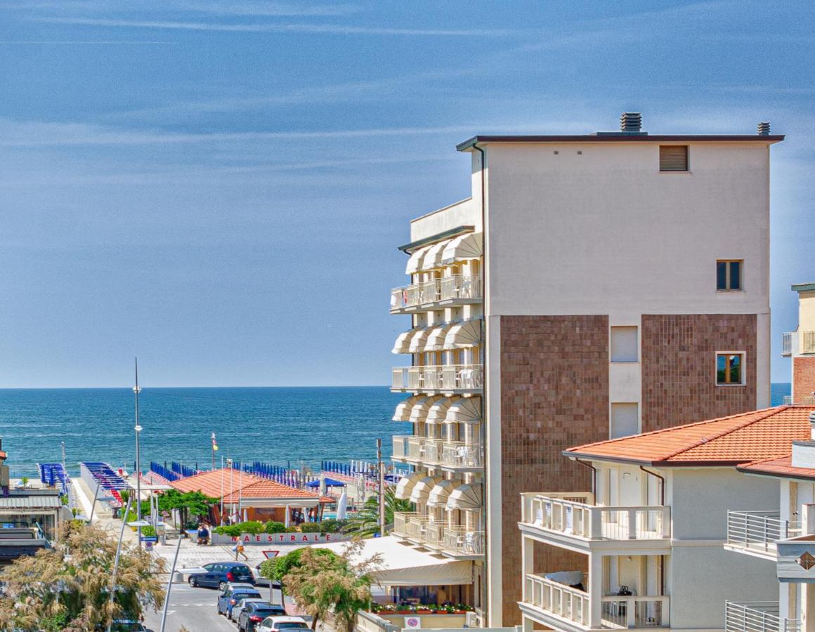 Hotel Brunella Lido di Camaiore Exterior foto